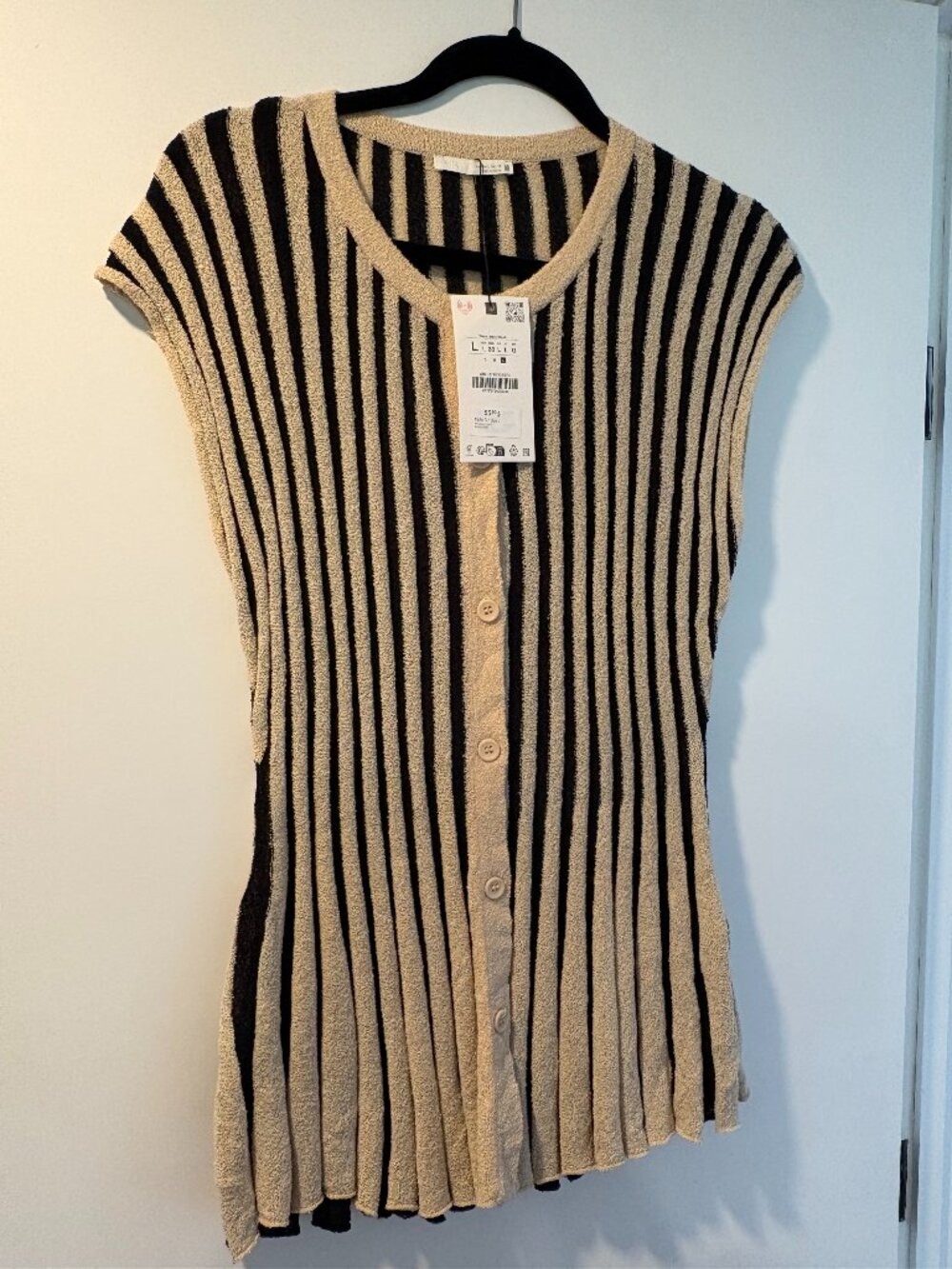 NWT Zara Striped Knit Button Front Top Sleeveless Black Beige Size L